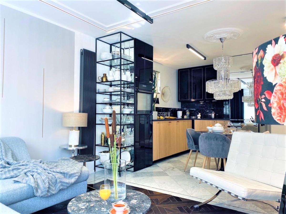 Apartment Luxury At Center At Palace +netflix! Warschau